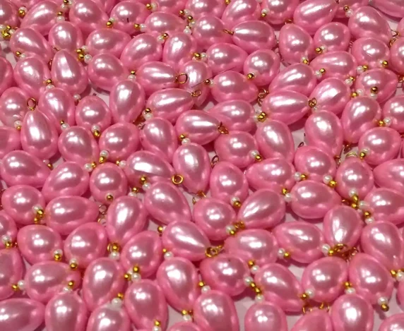 baby-pink-Acrylic-Hanging-Beads