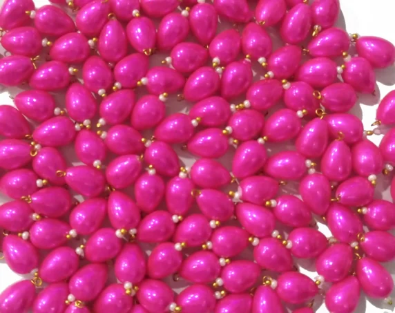 dark-pink-Acrylic-Hanging-Beads