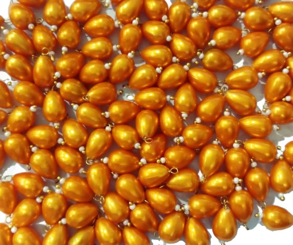 orange-Acrylic-Hanging-Beads