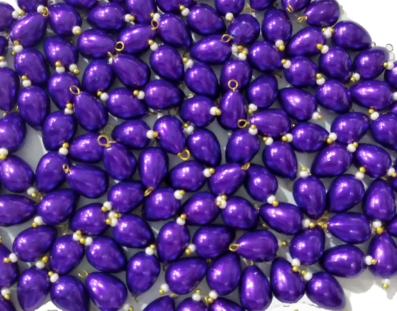 purple-Acrylic-Hanging-Beads